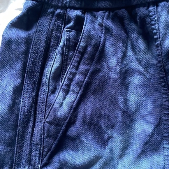 Athleta Farallon Shorts Crystal Tie Dye Blue Size XXS - Picture 5 of 9